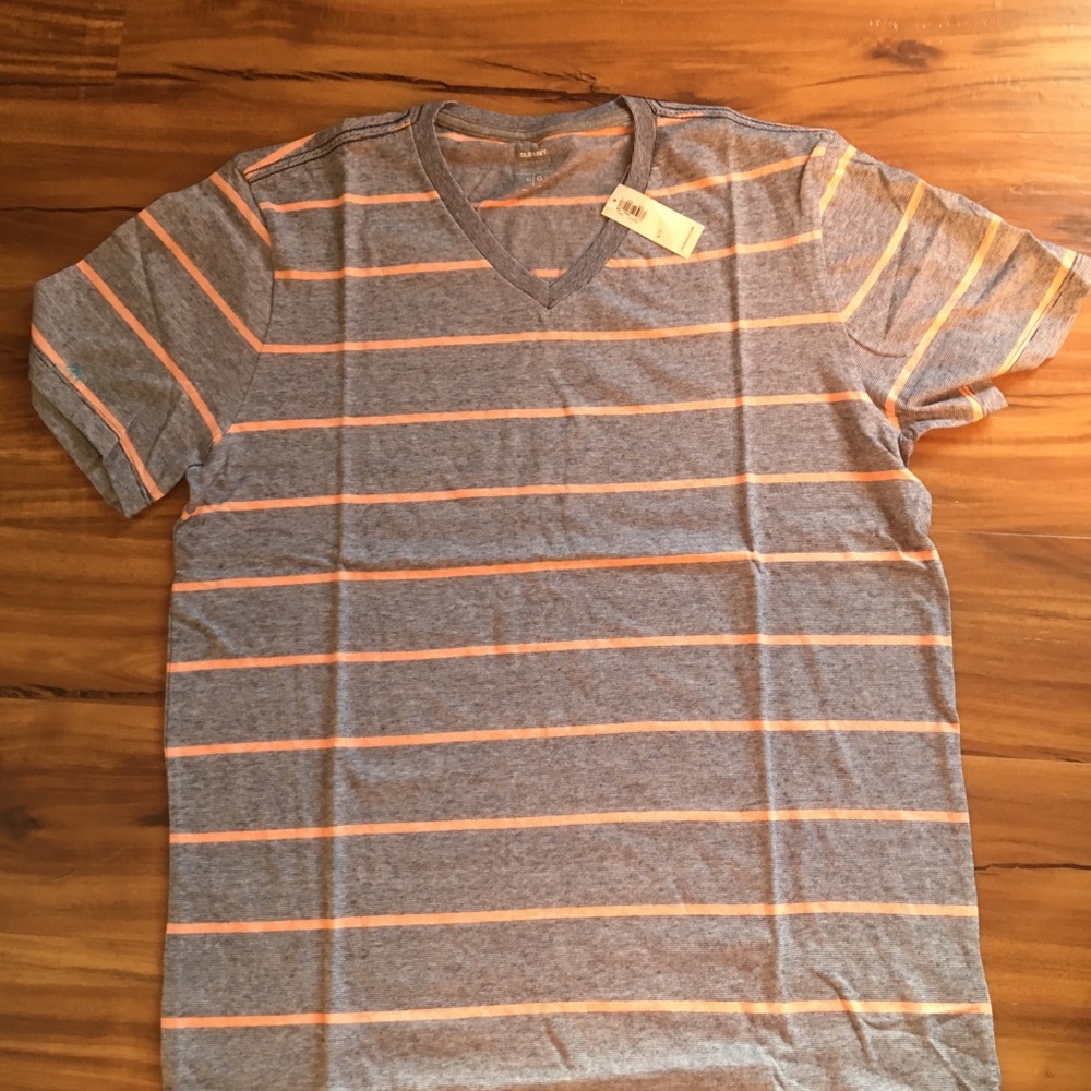Old Navy men’s striped T-Shirt